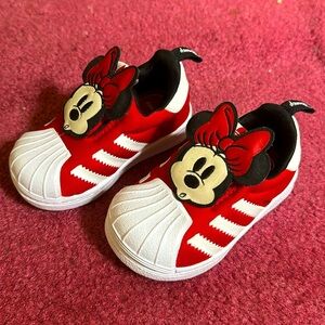 ADIDAS SUPERSTAR * Minnie Mouse x Disney *